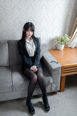 梦中的绯闻照片未剪辑